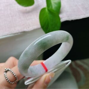 Natural Grade A Type Jadeite Burmese Jade bracelet